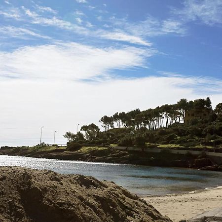 Cozy Apartment In Agay With Stunning Views Saint-Raphaël Exterior foto